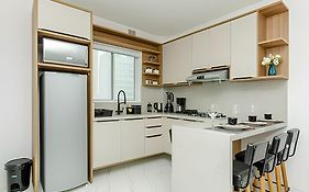 Studio 25º A, Sacada e Linda Vista by UROOMS